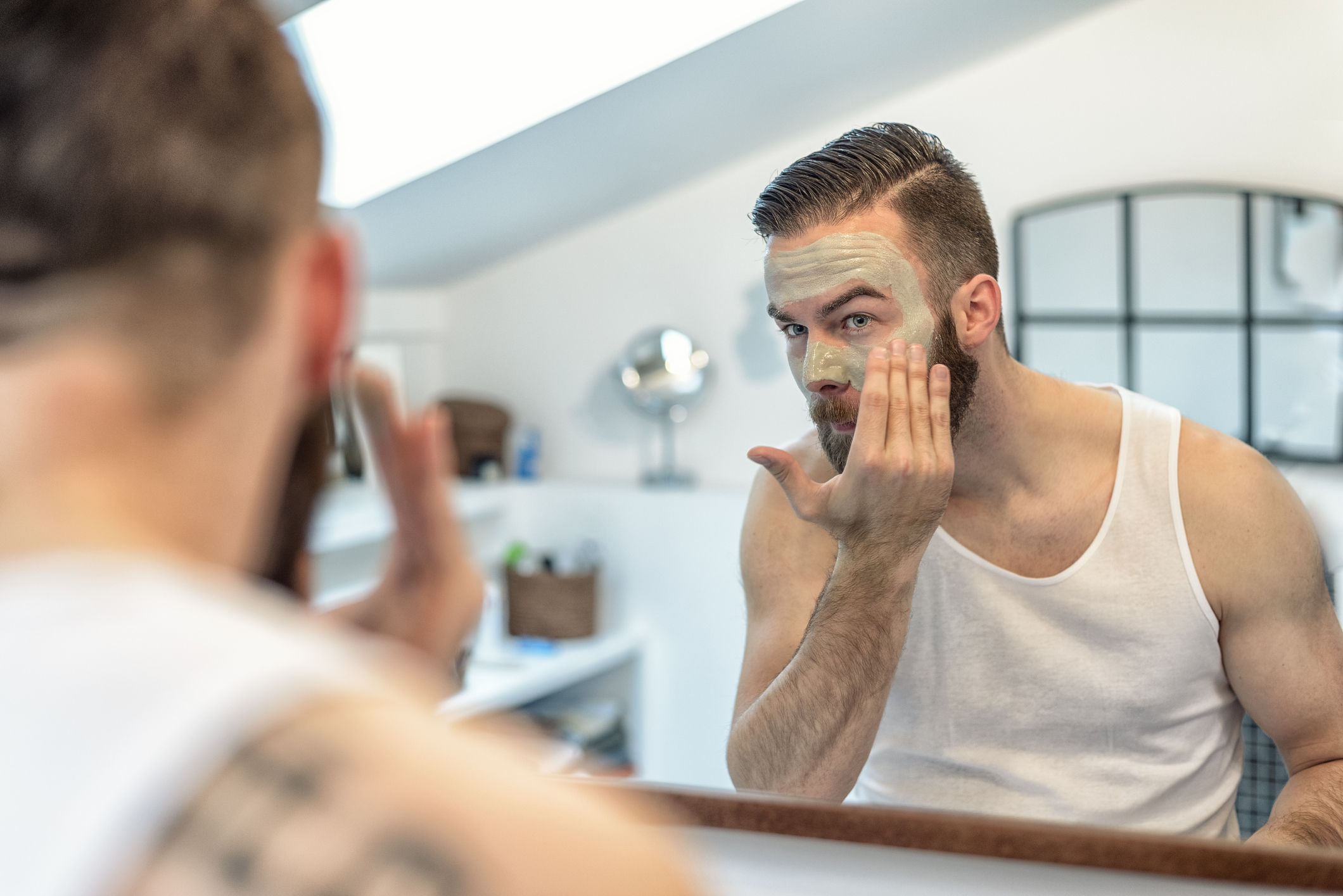 How to look good without looking “frozen”