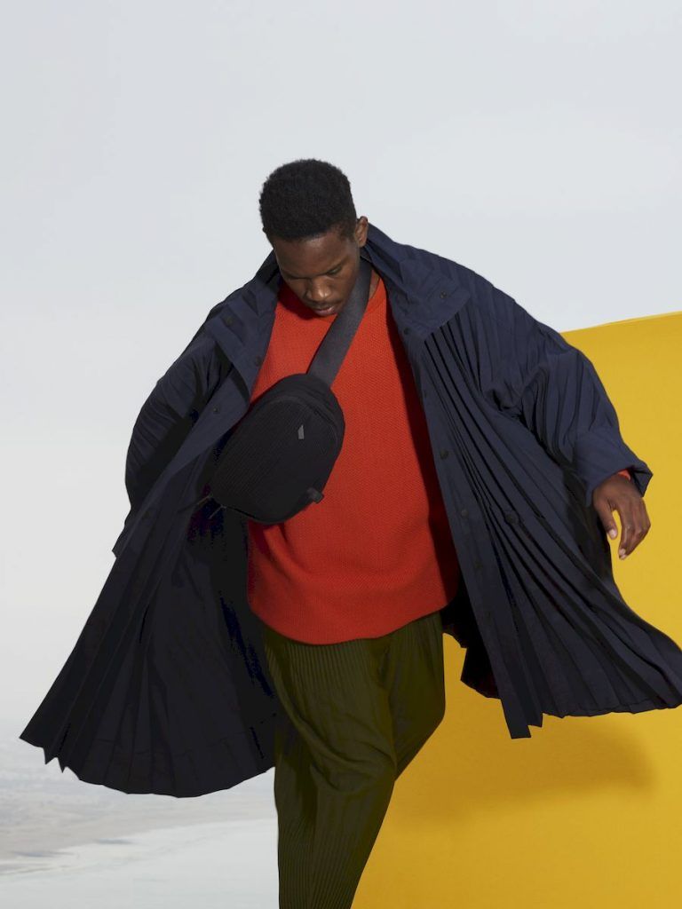 HOMME PLISSÉ ISSEY MIYAKE 2019 Spring Summer collection turns pre