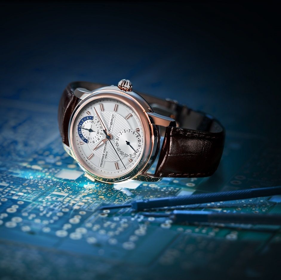 Hybrid manufacture hotsell frederique constant