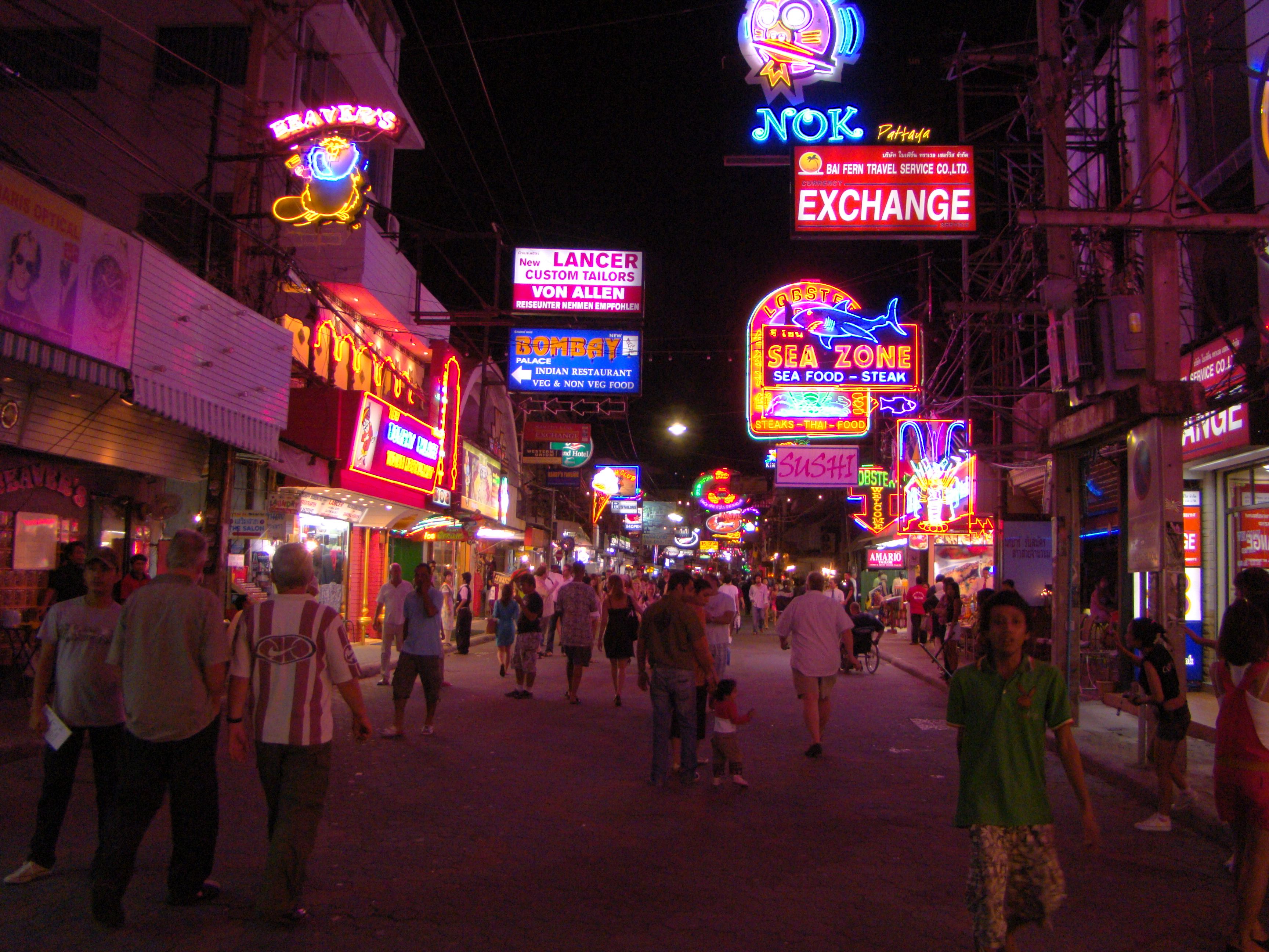 Wild Nights: Two Thai Women Bare All About Thai Discos