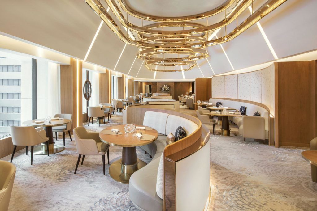 landmark-dining-amber-interior