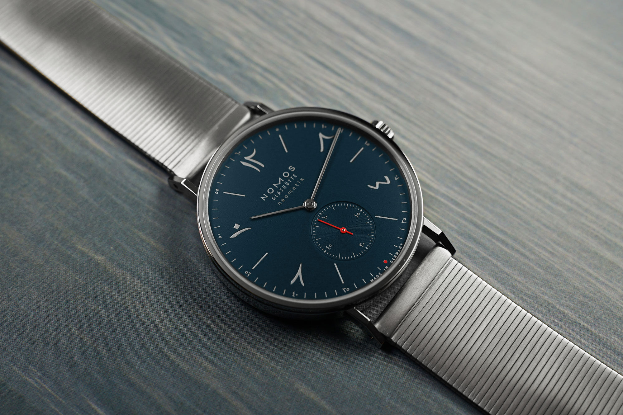 Nomos Glash tte unveils the Tangente Neomatik Red Dot Limited Edition