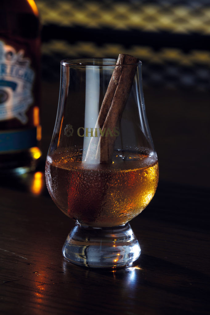Effortless whisky-based DIY cocktails with Chivas – Part 3