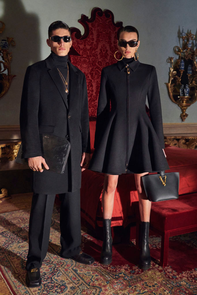 VERSACE on X: In pursuit of the acanthus leaf with