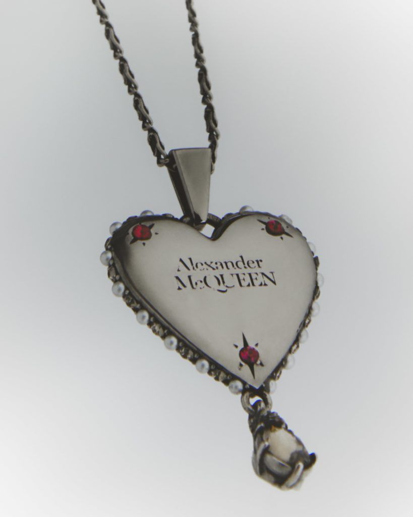 Alexander mcqueen deals heart necklace