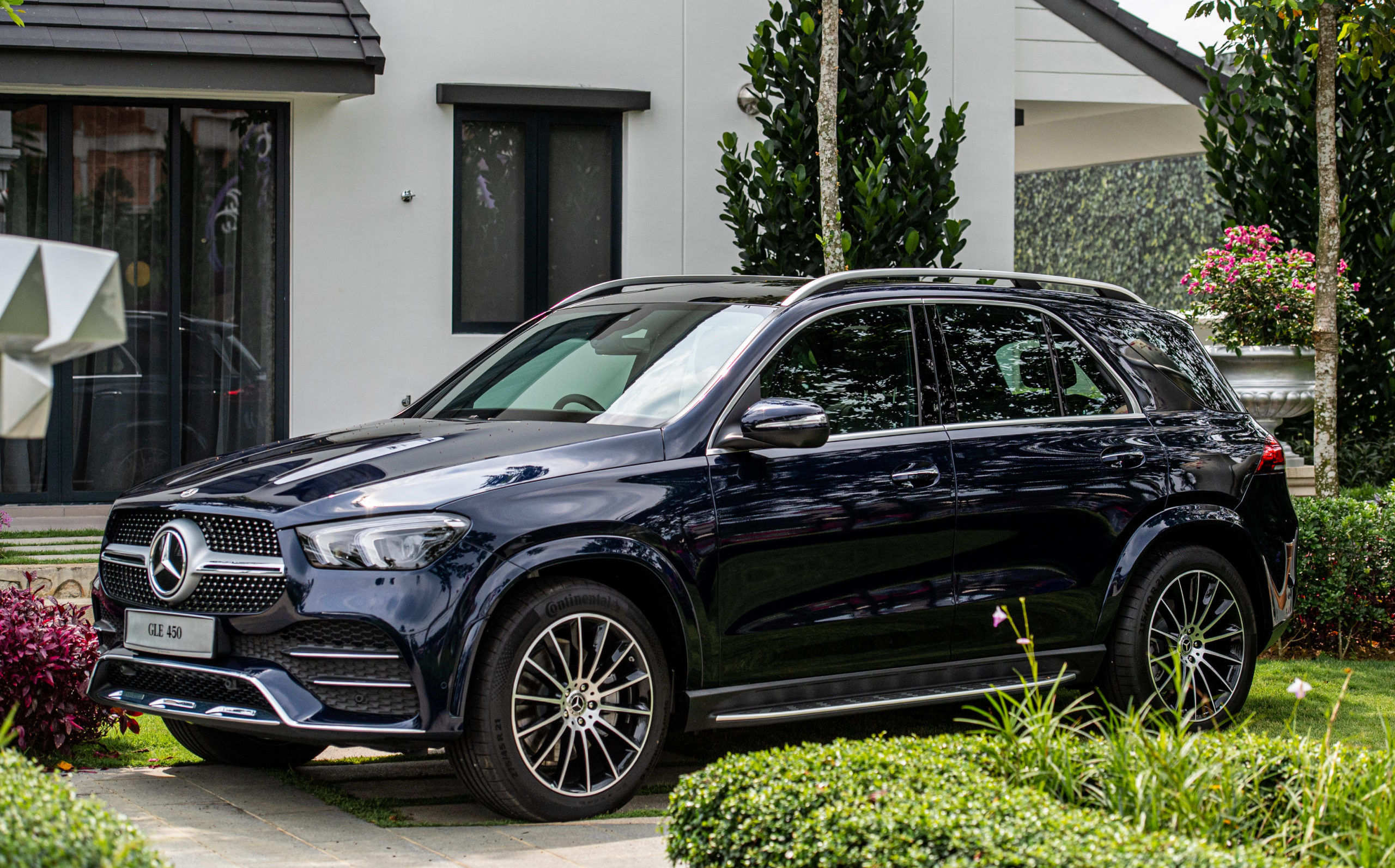 The LocallyAssembled MercedesBenz GLE 450 SUV Is A Luxurious Ride