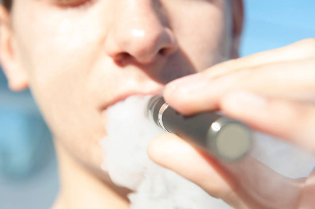 Vaping And E-Cigarette Use Linked To Higher Chances Of Asthma
