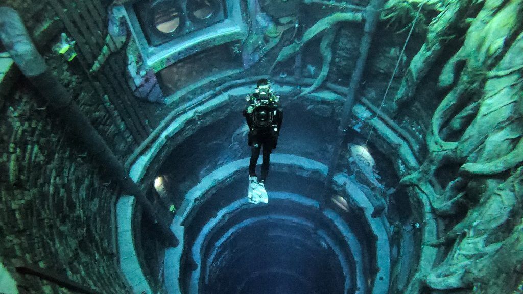 Dubai Goes From World’s Tallest Building To Now World’s Deepest Pool