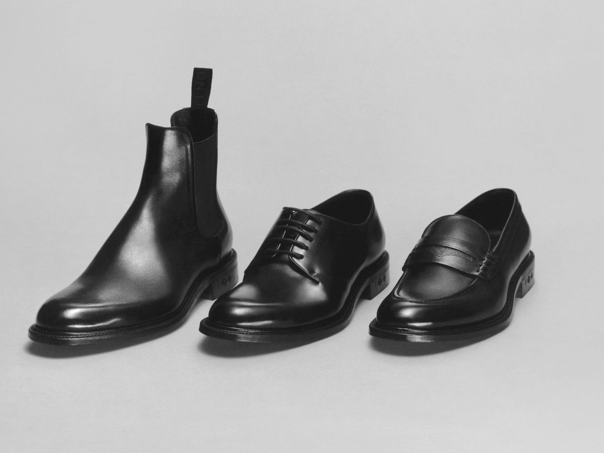 Step Into Style With Louis Vuitton display picture 3