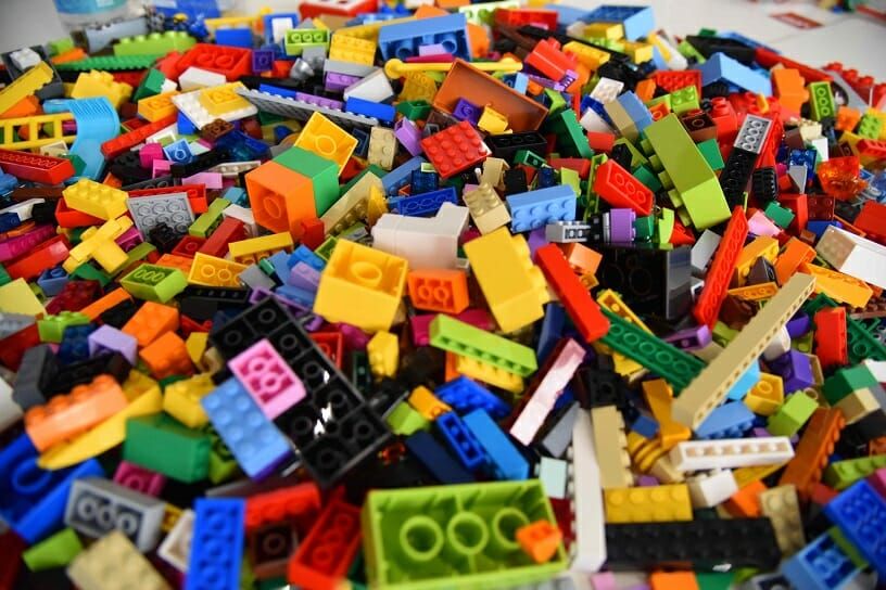LEGOS