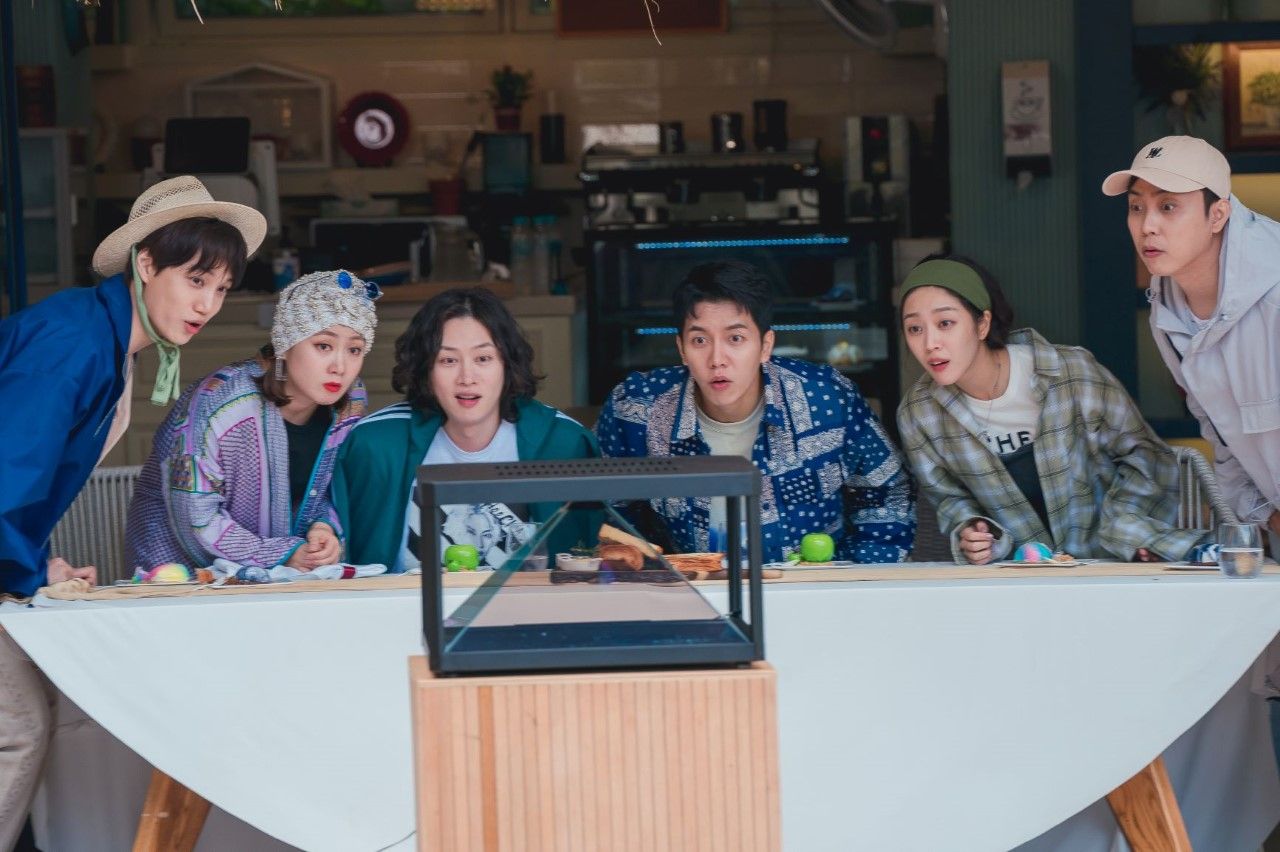 5 Korean shows to watch on Netflix this November and December 2021