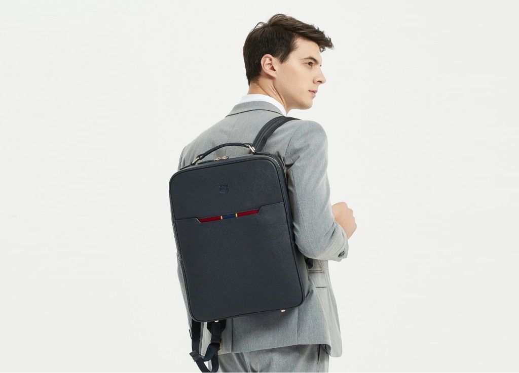 FC Barcelona Leather Accessories Perfect For Barca Fans