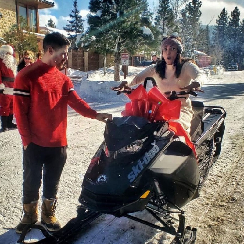 How The World’s Biggest Celebrities Celebrate Christmas