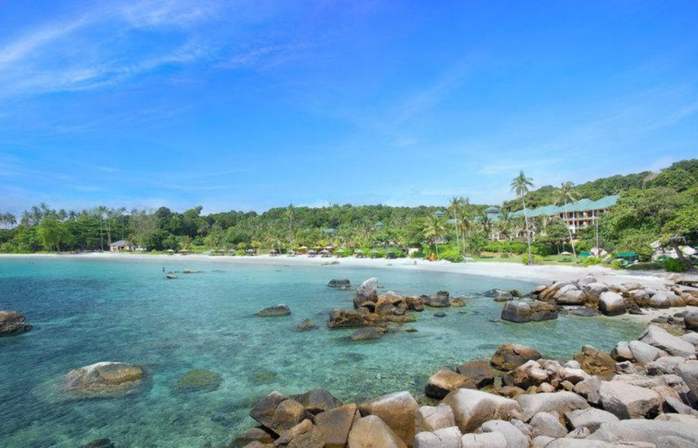 10 Luxurious Resorts In Batam And Bintan To Book For Your Next Getaway