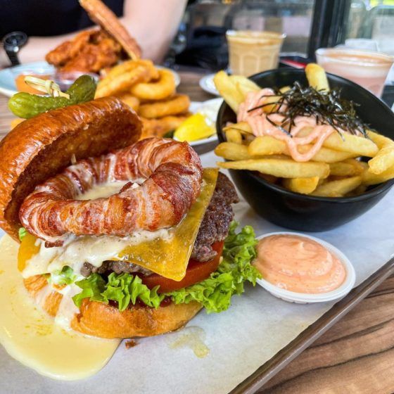 Grub Burger Bistro