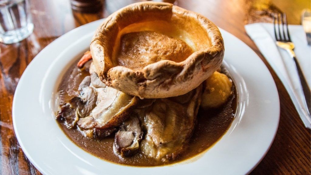 This British Pub Has A 4-Year Waiting List For Its Sunday Roasts