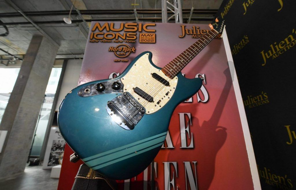 Kurt Cobain’s ‘Smells Like Teen Spirit’ Guitar Is Up For Auction
