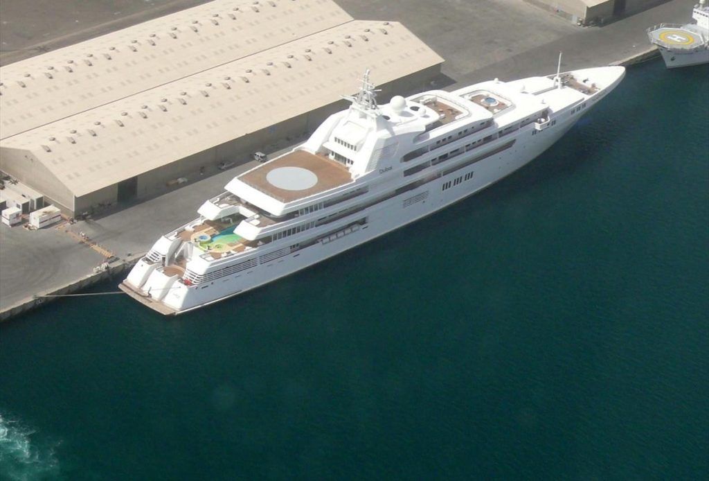Dubai yacht