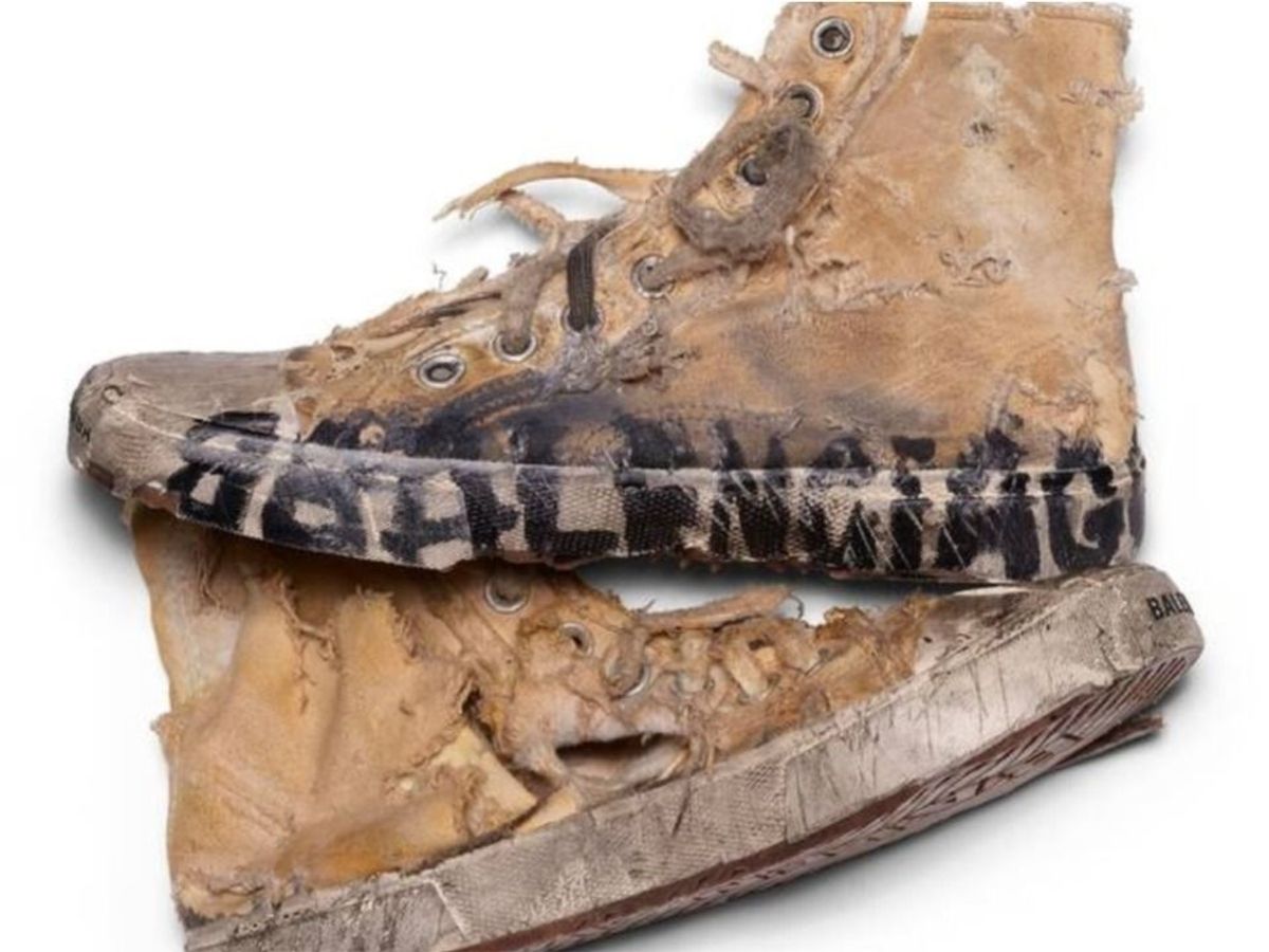 Balenciaga's Paris Sneaker