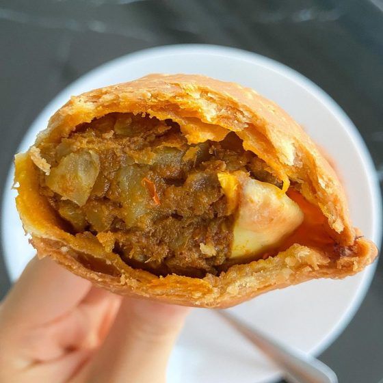 Rolina Traditional Hainanese Curry Puff