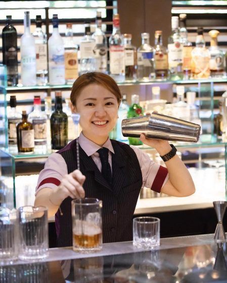 11 June: Cocktail-making masterclass @ One-Ninety Bar