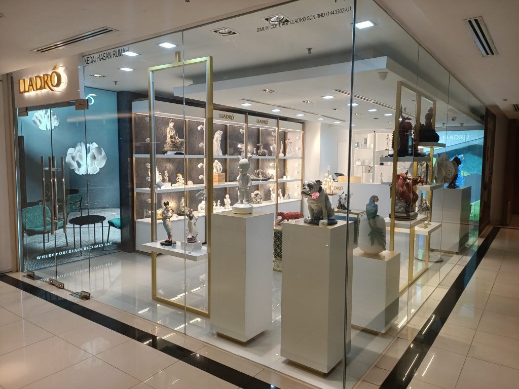 Lladró shop at Bangsar shopping center