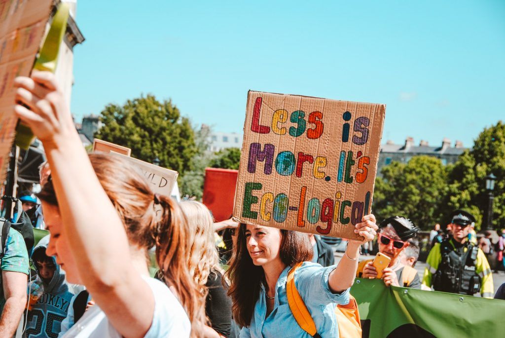 A Beginner’s Guide To Starting A Zero-Waste Lifestyle