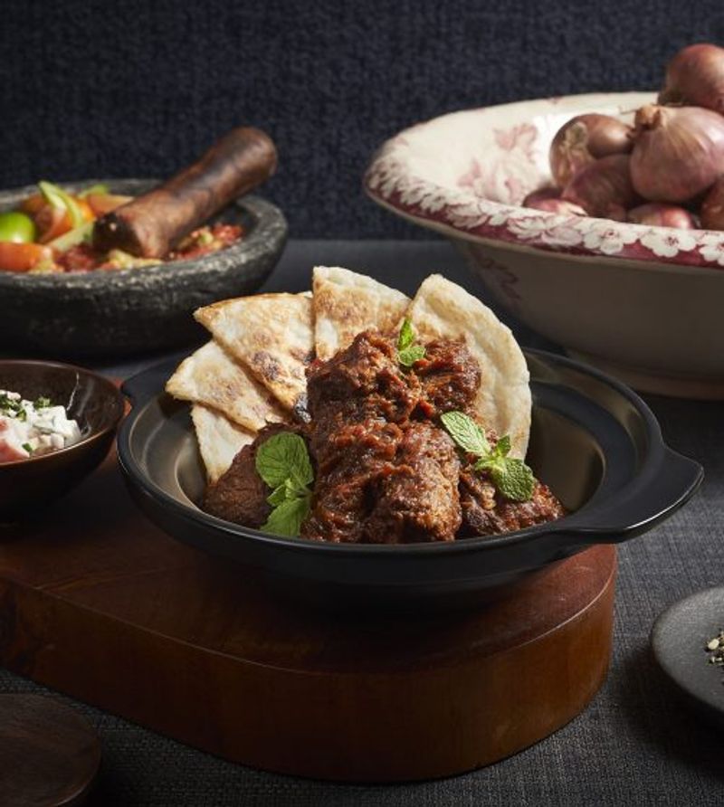 Neighbourhood guide what to eat and drink in Paya Lebar