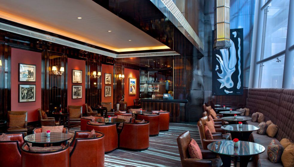 Every last Sunday of the month: oysters & free-flow champagne @ Astor Bar