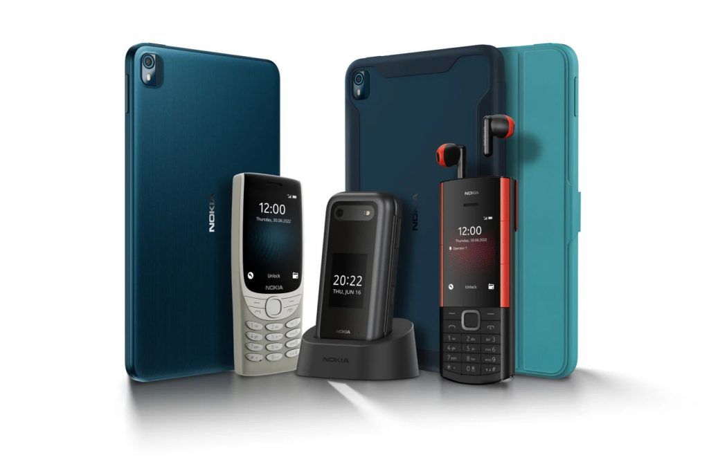 The Nokia 8210 Phone Returns, This Time With 4G And A Camera The Nokia 8210 Phone Returns, This Time With 4G And A Camera
