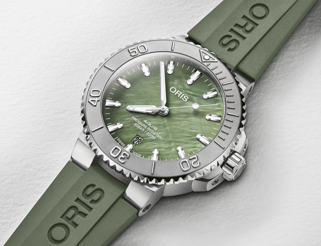 Oris aquis date outlet fresh waters