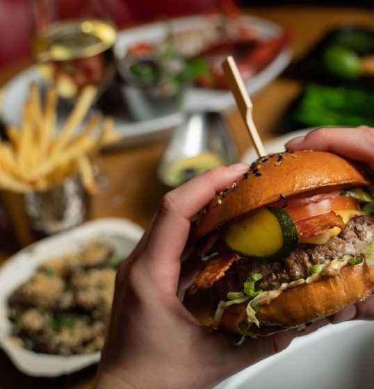 Burger & Lobster Raffles Hotel