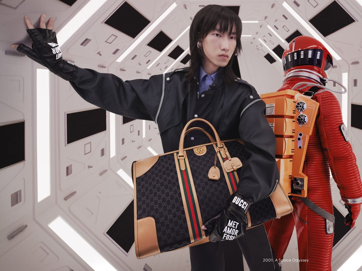 gucci spaceship bag