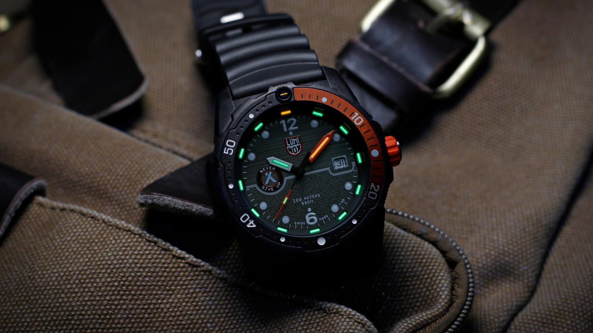 Stylish Sports Watches For Men Who Love A Smart-Casual Look