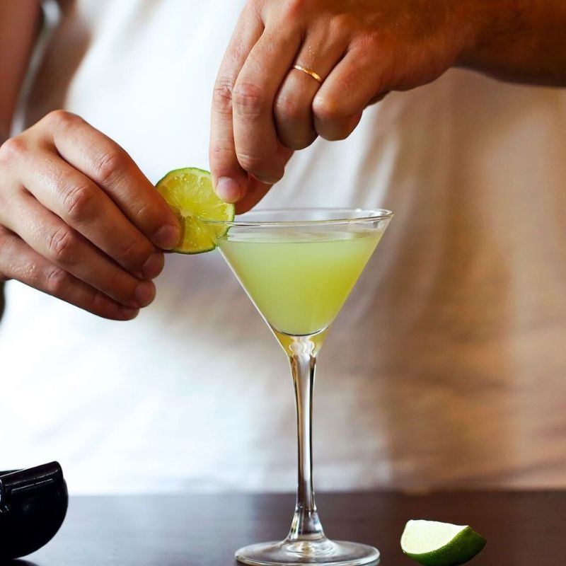 When To Shake Or Stir Your Drink