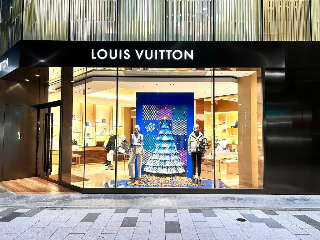 Projects: Louis Vuitton construction, Singapore