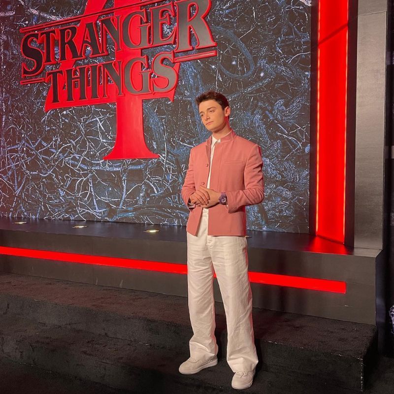 ‘Stranger Things’ Star Noah Schnapp Comes Out As Gay