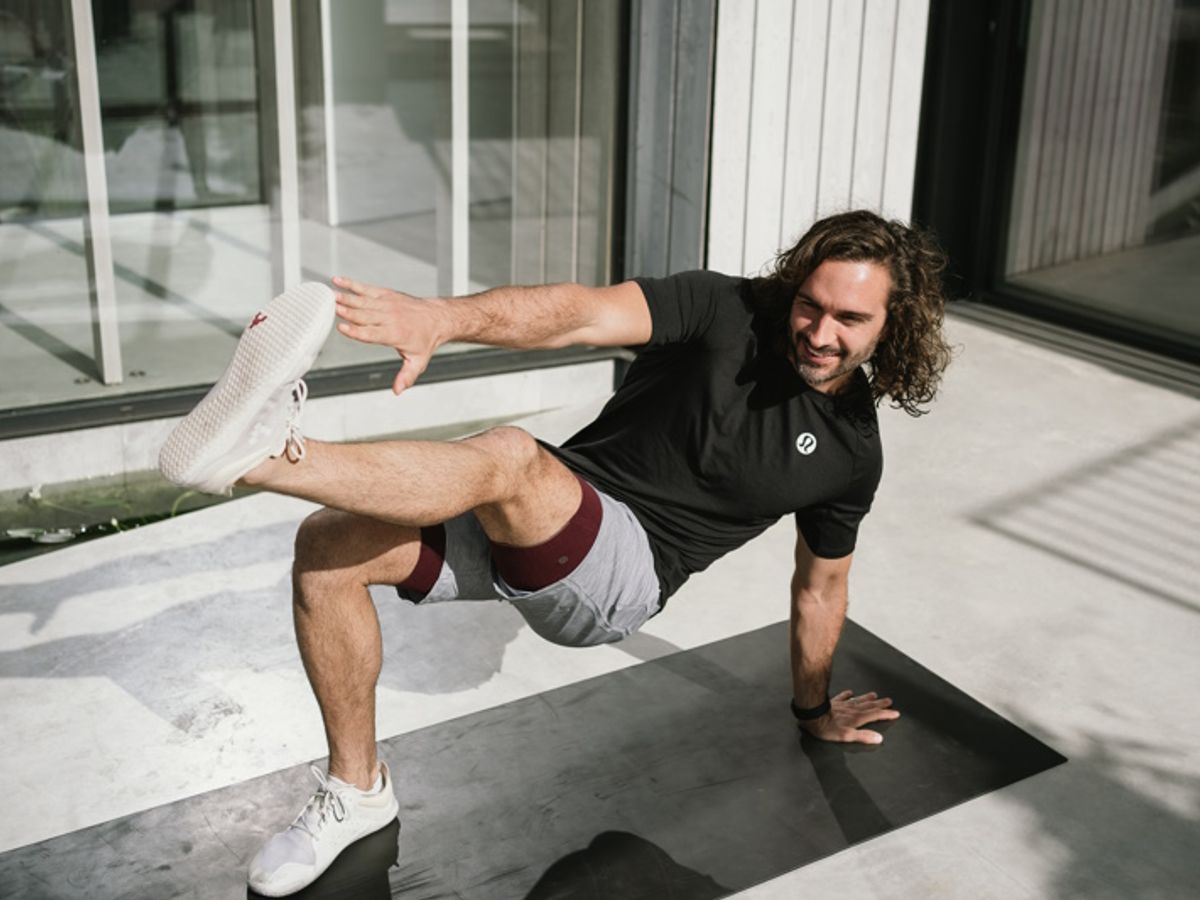 12 Full-Body, Muscle-Building Exercises that Use Sliders - Men's Journal