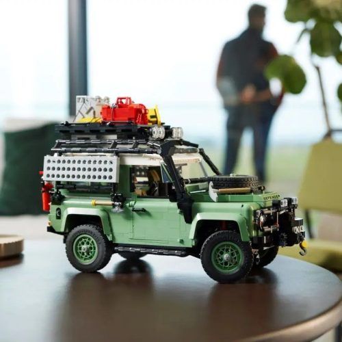 A New 2336-Piece LEGO Kit Of The Classic Land Rover Defender 90 Is Out
