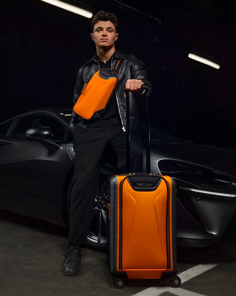 【新品】TUMI ケイデンコレクション 牛革メッセンジャーラージ 68370AS Tumi's new collection shows it can handle your baggage (and more)