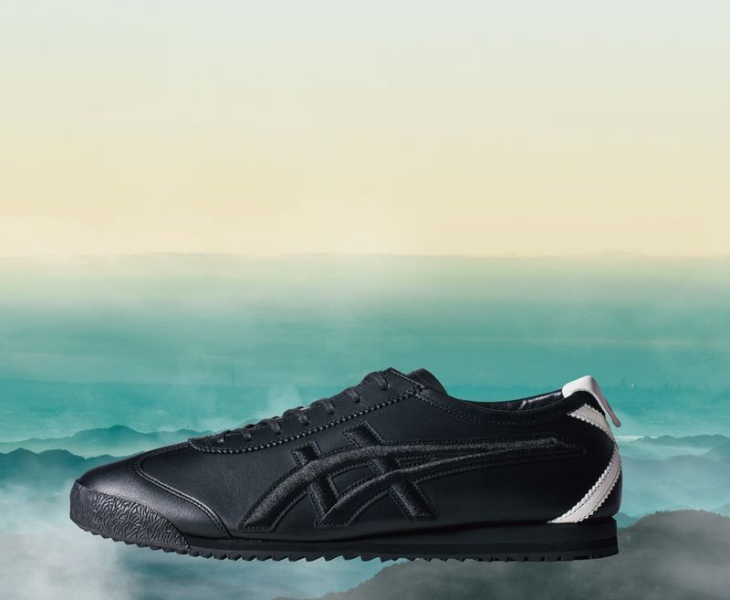 Onitsuka best sale full black