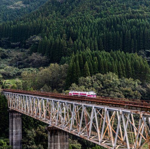 This Sightseeing Train In Japan Runs On Leftover Ramen Soup