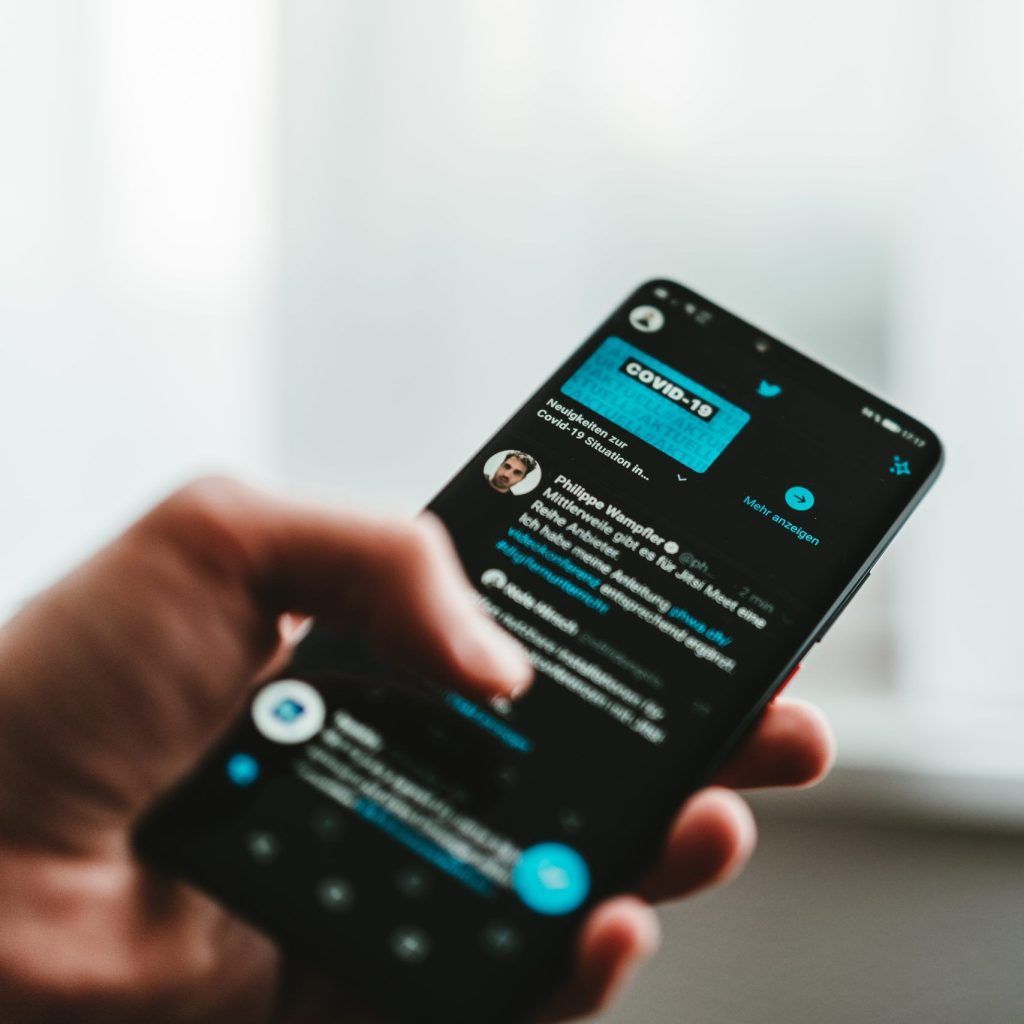 Week In Geek: Twitter’s Checkmark Purge, Scarlett Johansson Is Done With ‘Black Widow’ And More Week In Geek: Twitter’s Checkmark Purge, Scarlett Johansson Is Done With ‘Black Widow’ And More