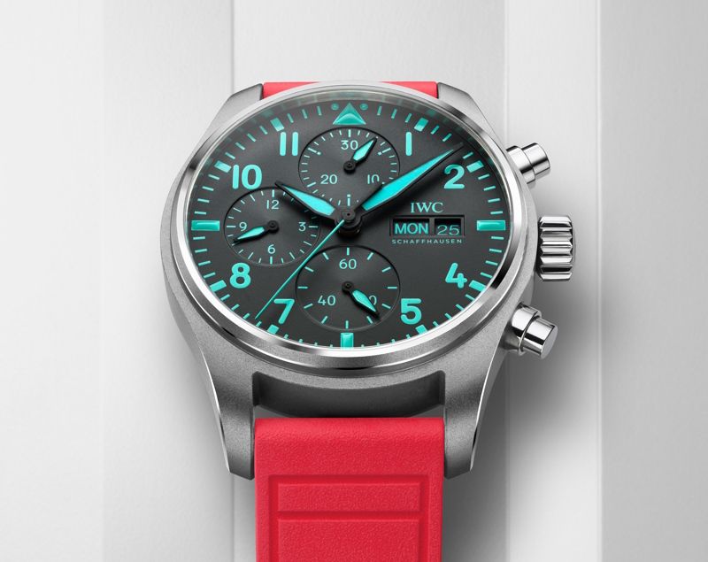 IWC Drops A Pilot’s Watch Chronograph 41 Mercedes-AMG Petronas Formula One In Pink