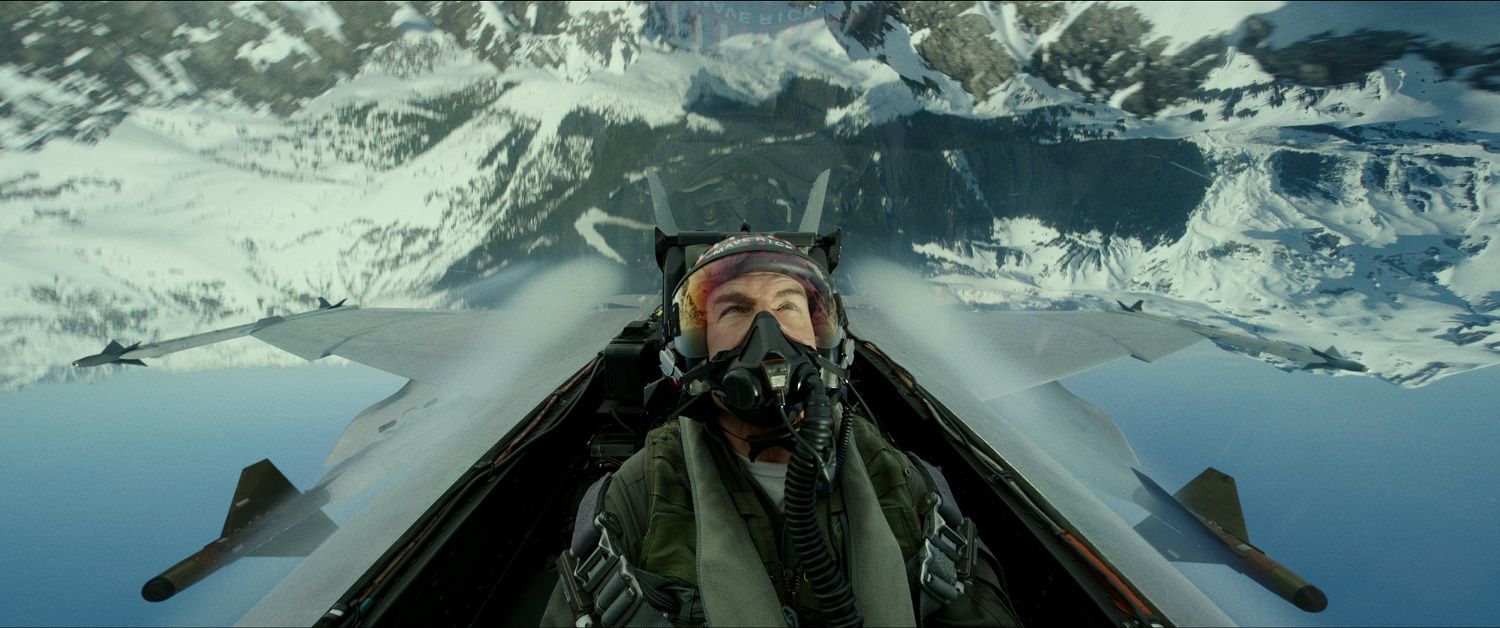 Tom Cruise in Fighter Aircraft