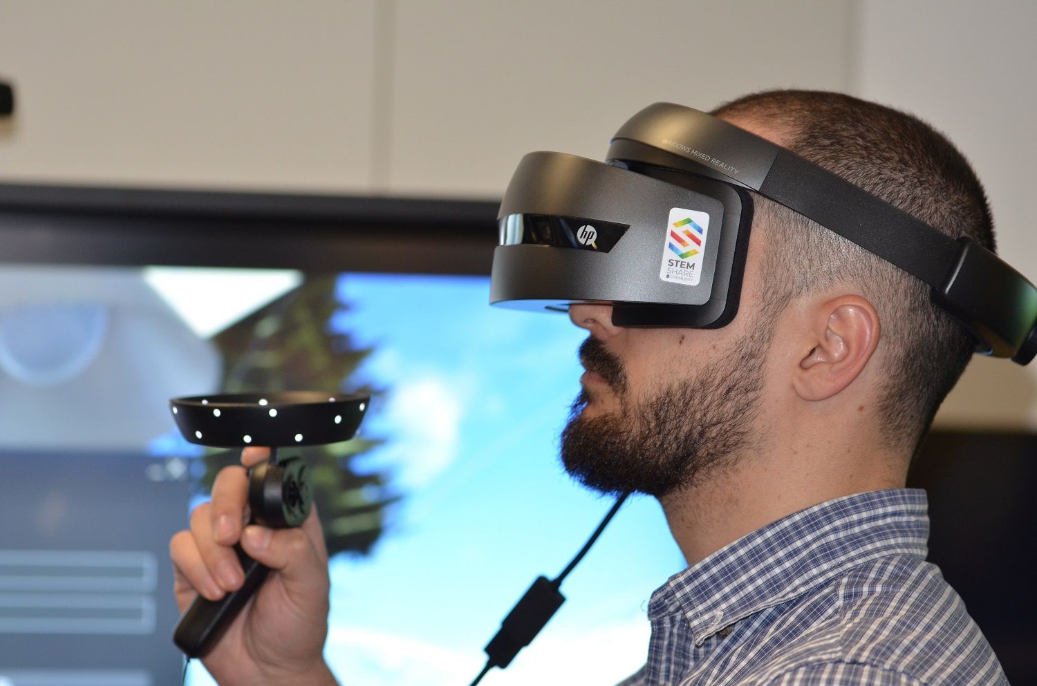 Apple WWDC 2023 mixed reality headset