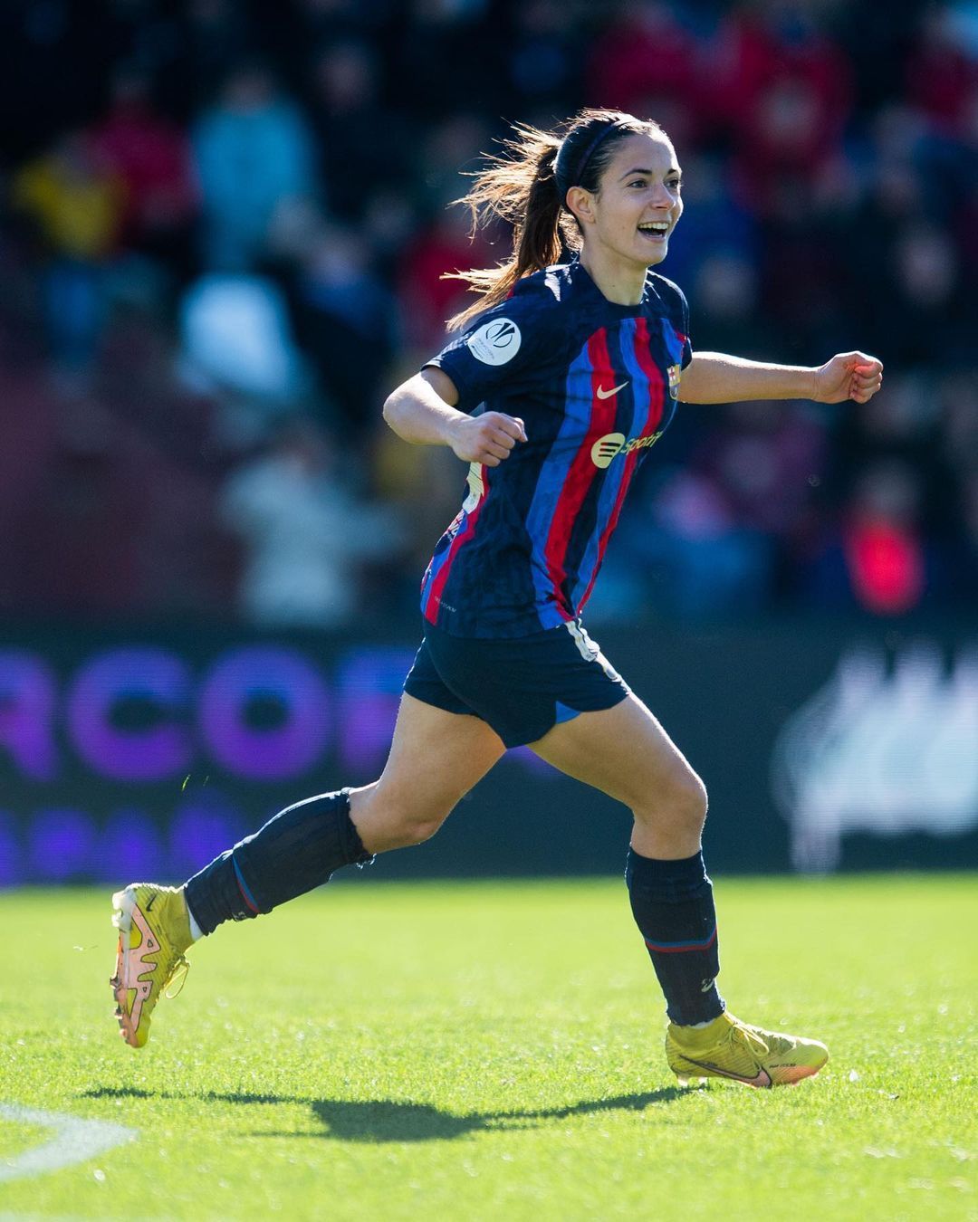 best female football players