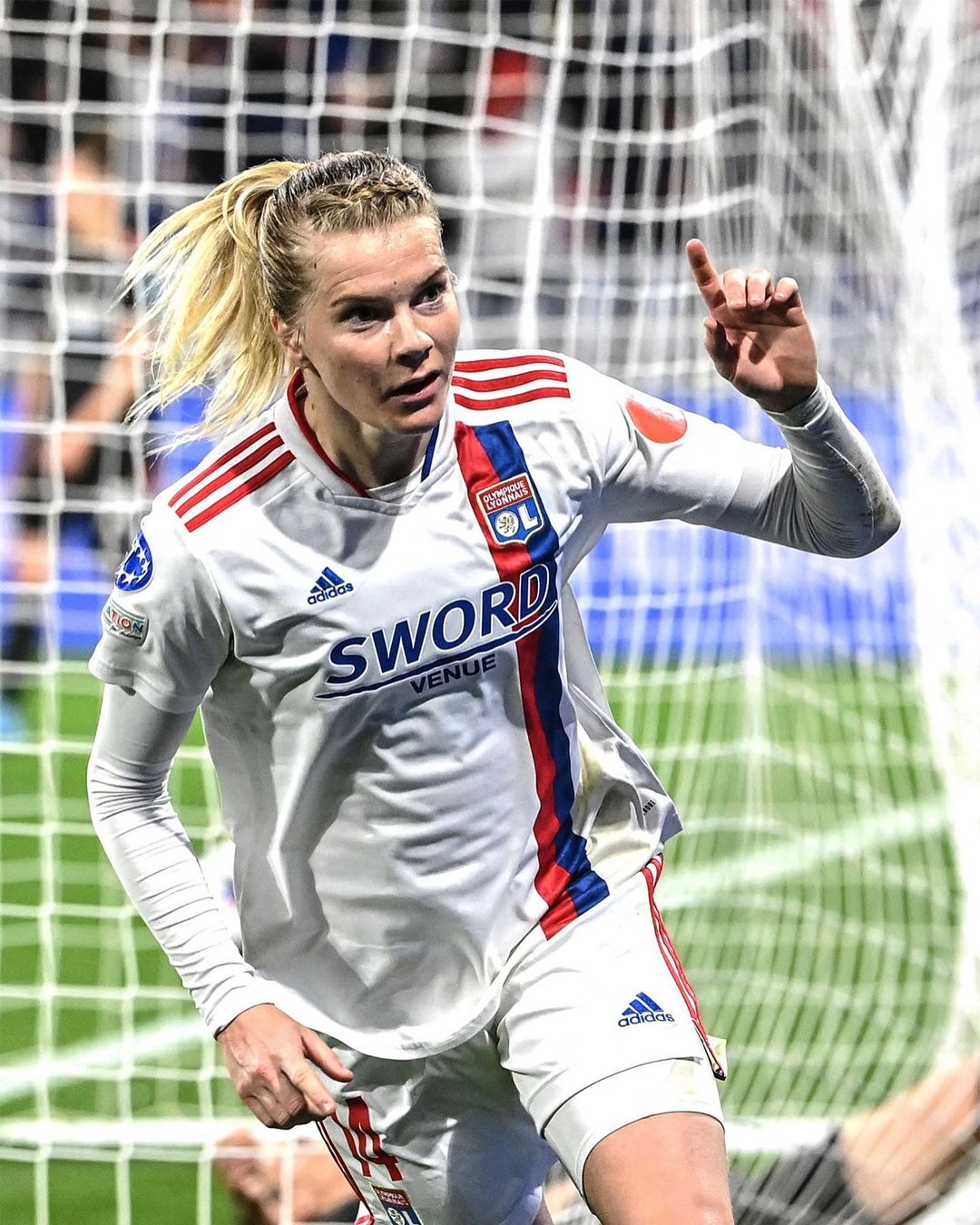 best female football players