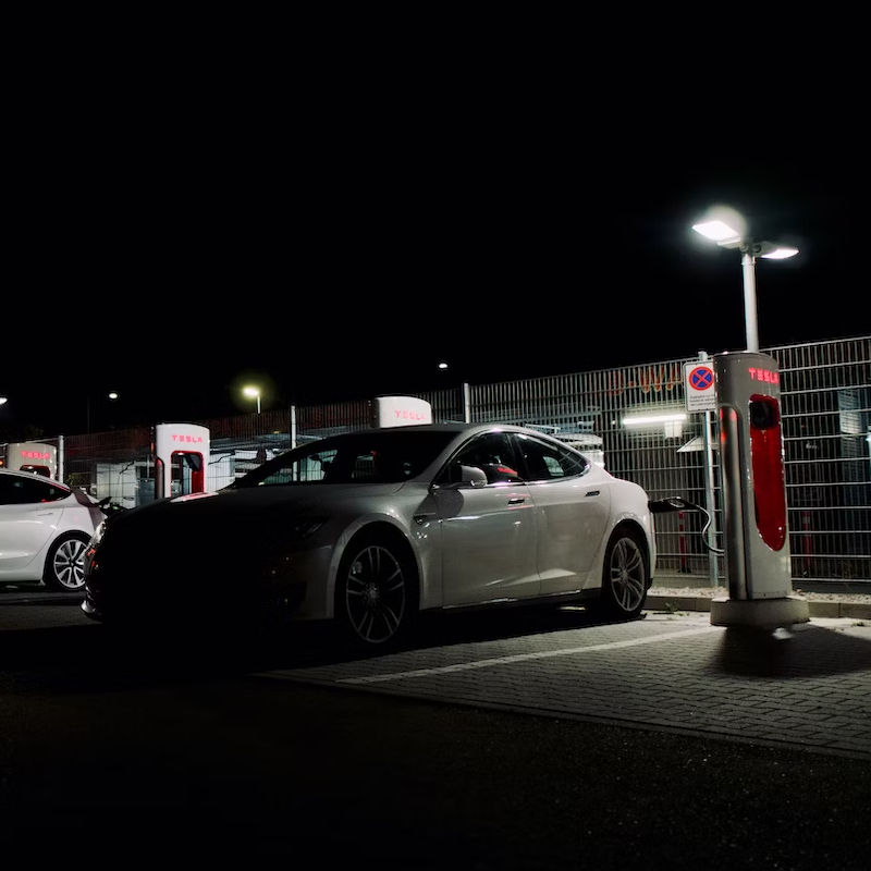 Tesla Cars Could Soon Get Wireless Charging, Just Like Your iPhone Tesla Cars Could Soon Get Wireless Charging, Just Like Your iPhone