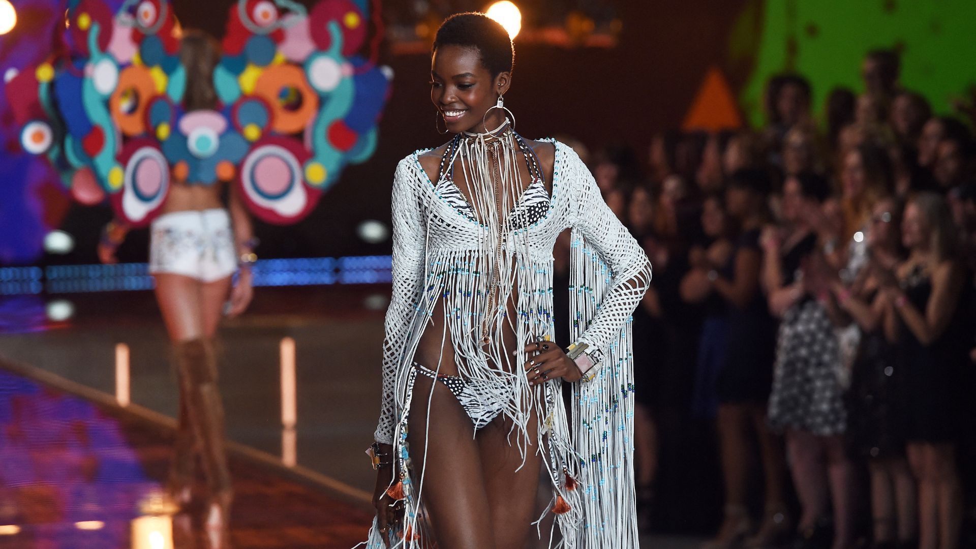 Maria Borges - Victoria's secret fashion show